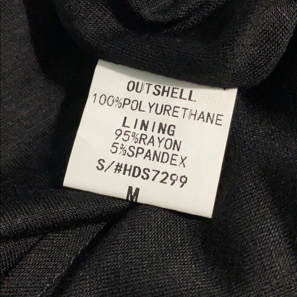 ❌SOLD❌ NWT Naked Wardrobe Scoop to the Side Skirt - Picture 4 of 7